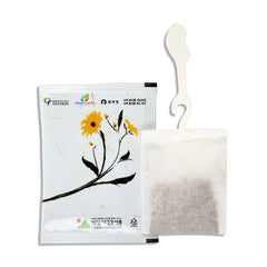 Tea packaging with a floral design and a white hook on tea bag